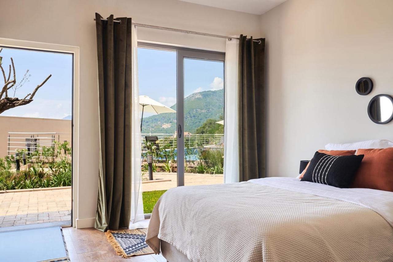 Casa Montenegro Residence ティヴァト エクステリア 写真