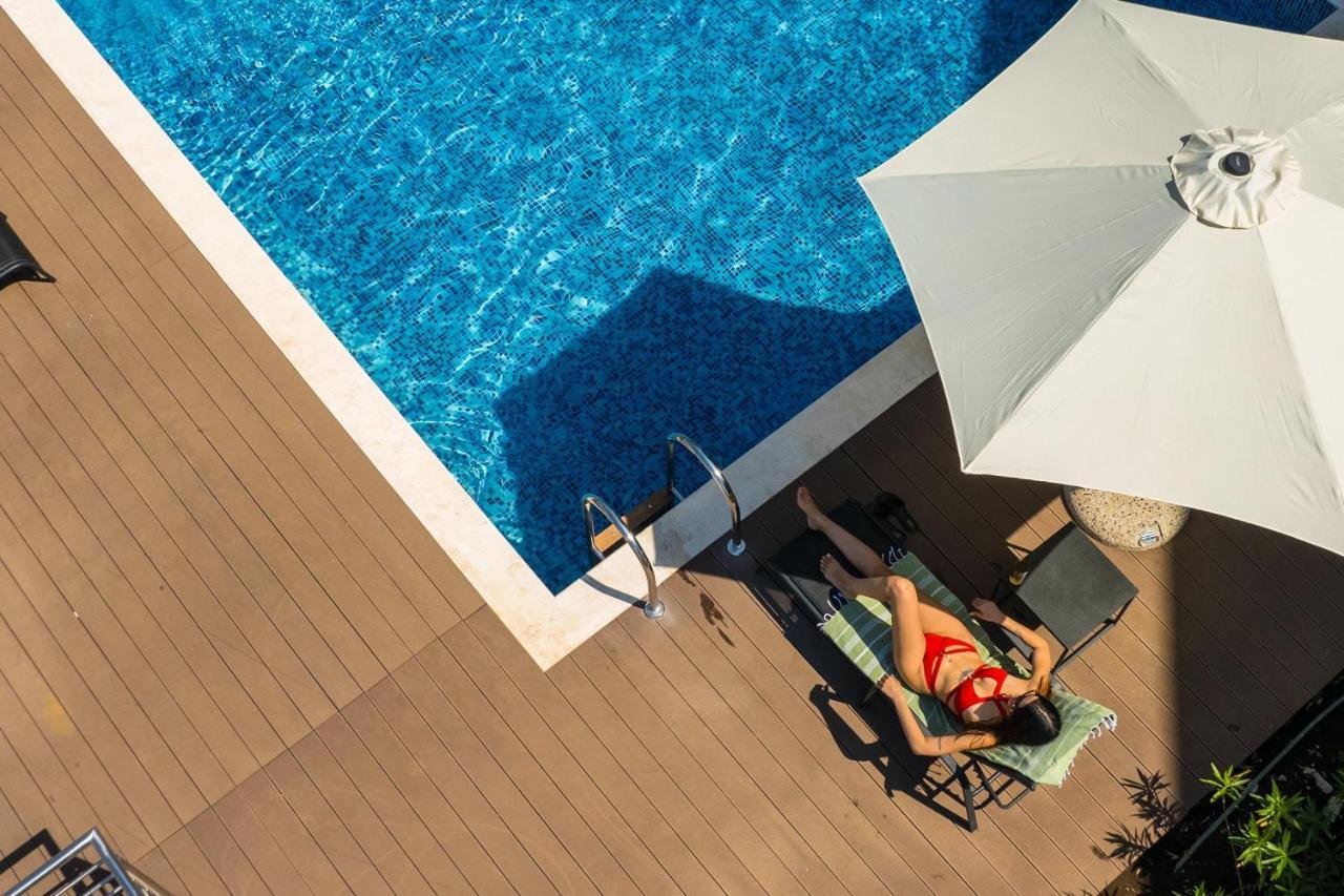 Casa Montenegro Residence ティヴァト エクステリア 写真