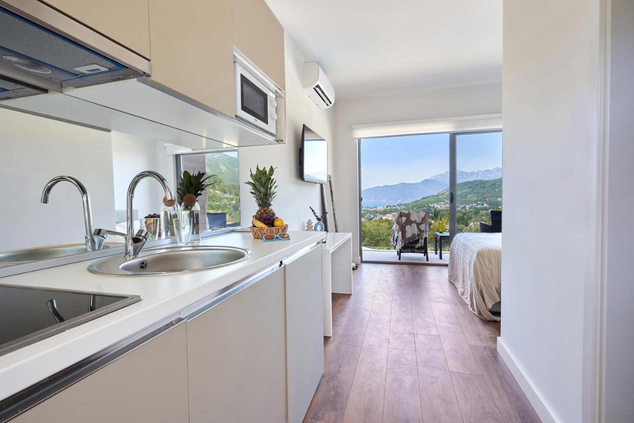 Casa Montenegro Residence ティヴァト エクステリア 写真