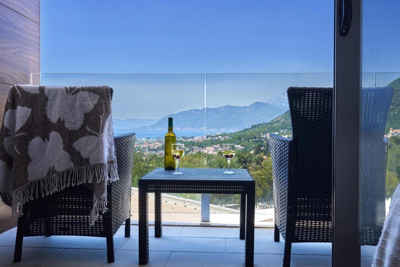 Casa Montenegro Residence ティヴァト エクステリア 写真