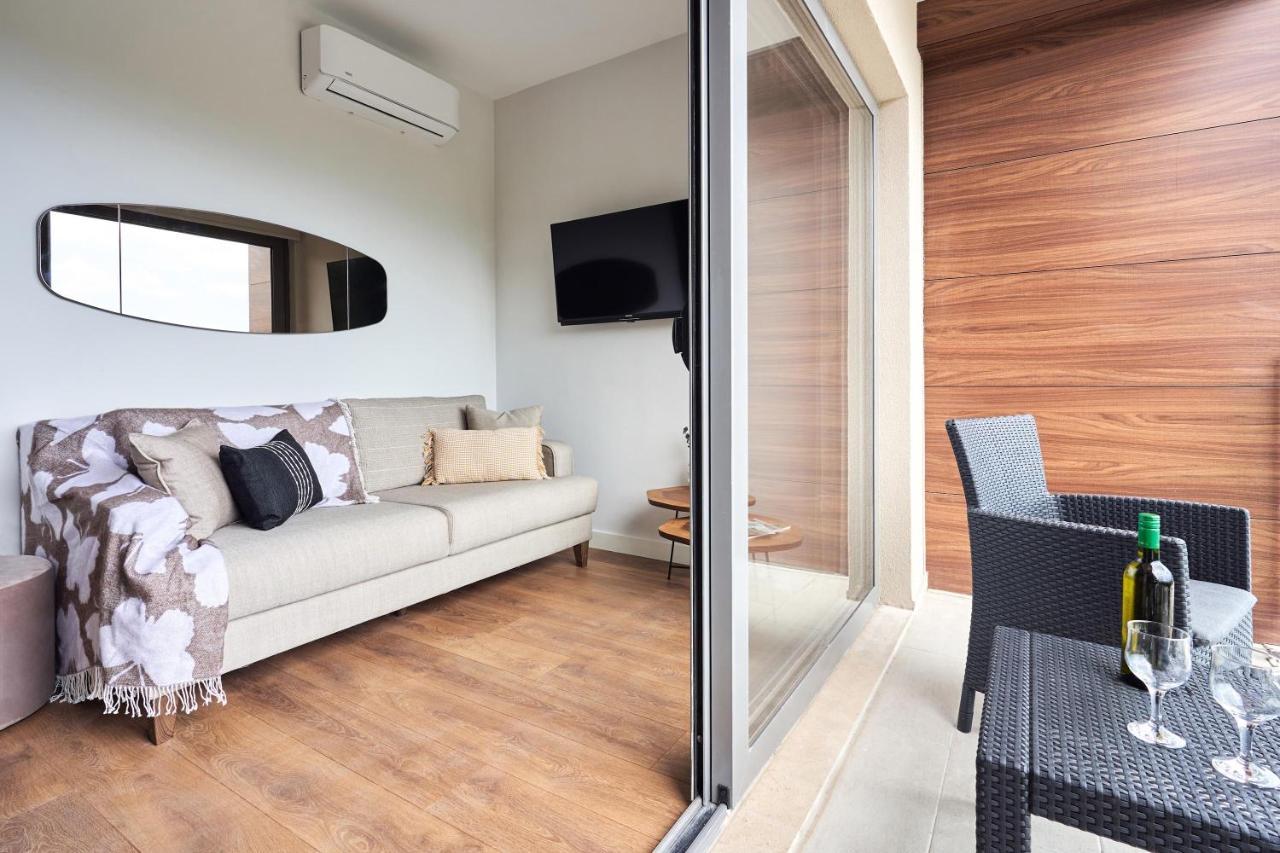 Casa Montenegro Residence ティヴァト エクステリア 写真